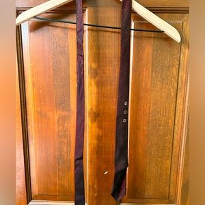 VTG MCM Burgundy color and square pattern skinny tie. Woven in France.